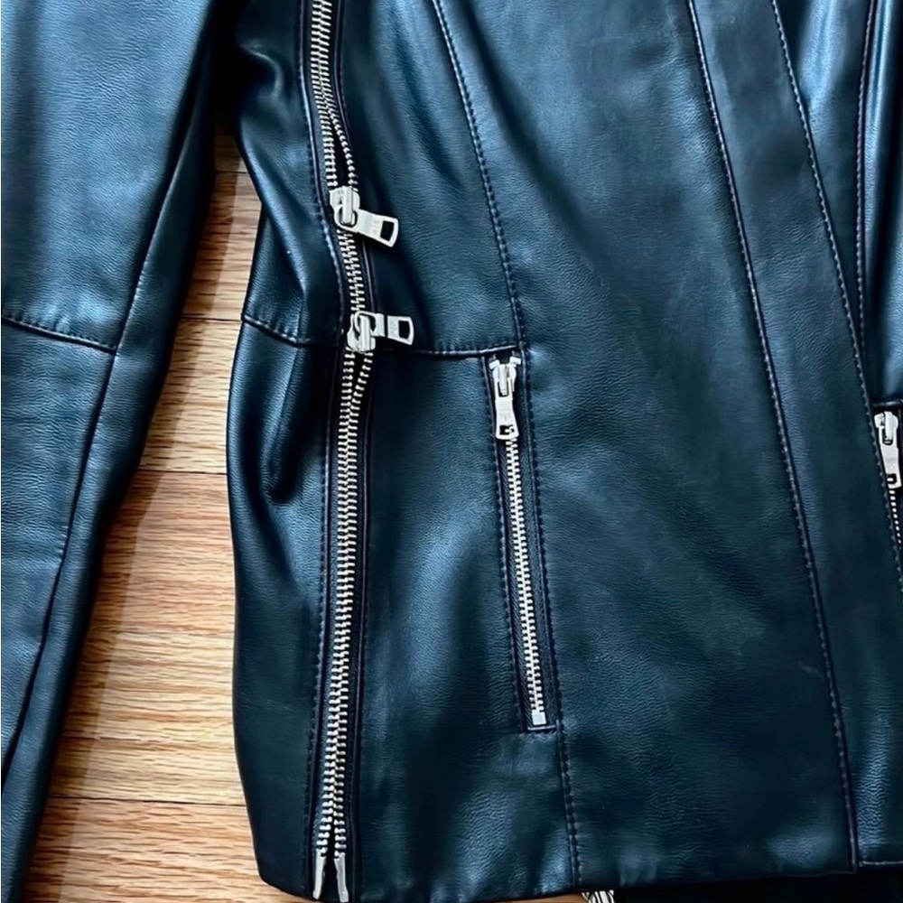 A/X Armani Exchange Black faux leather zipper moto jacket Womens size Xs - Picture 4 of 10